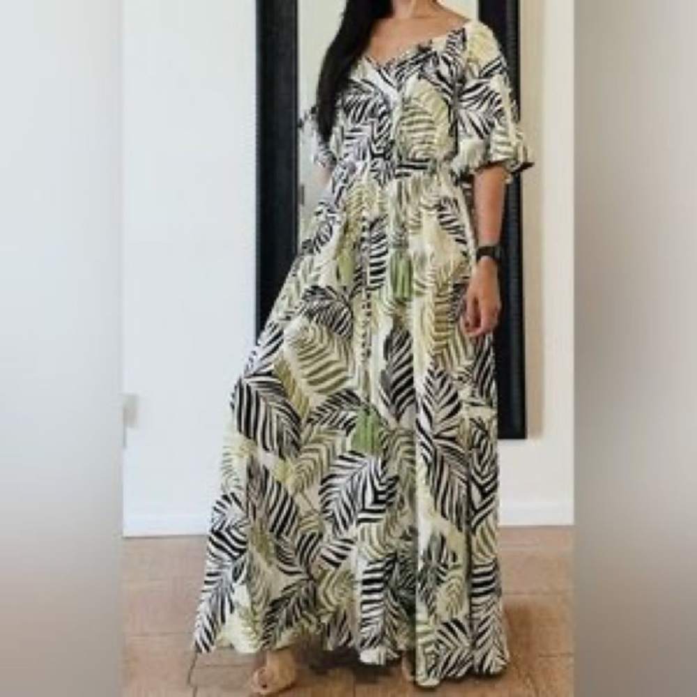 Tropical dress size XL BNWOT
